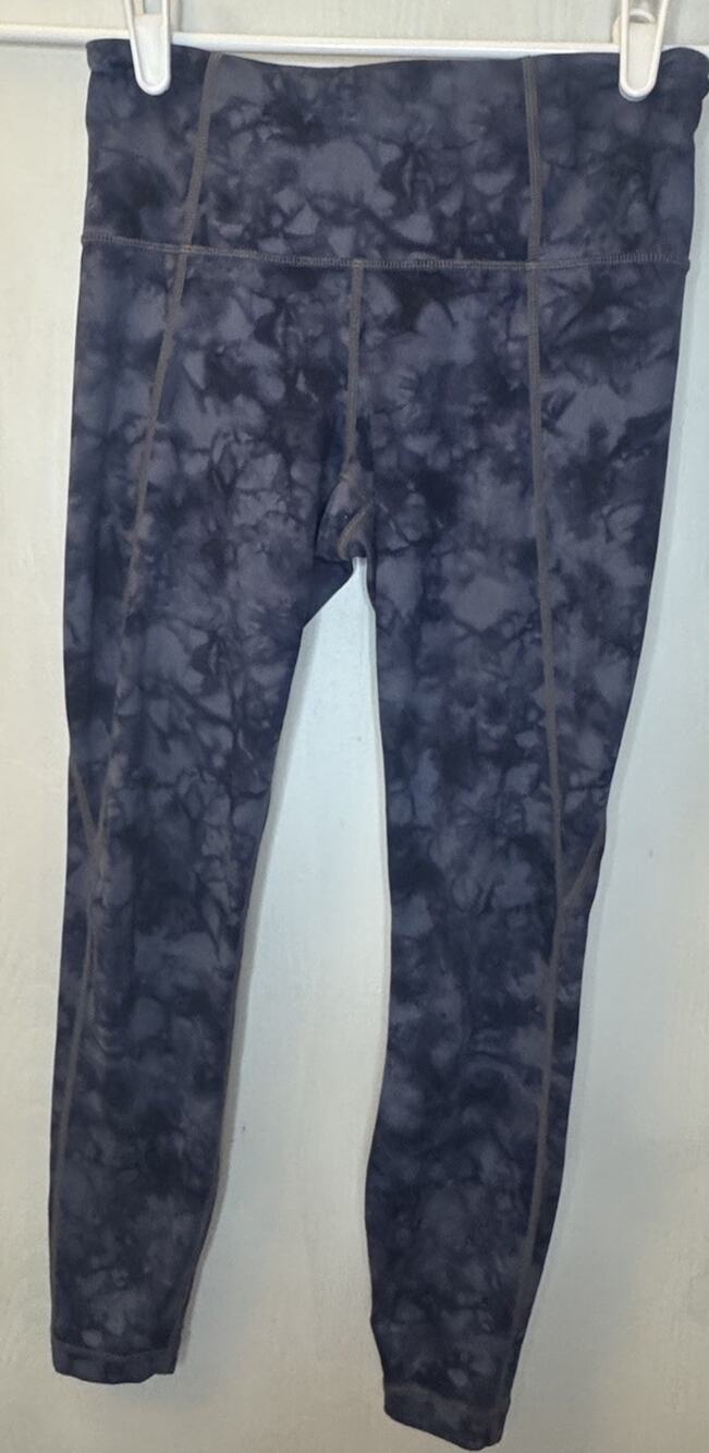 Athleta Leggings Women’s XS Powervita Salutation Blue Tie Dye 7/8 Ankle Pull On